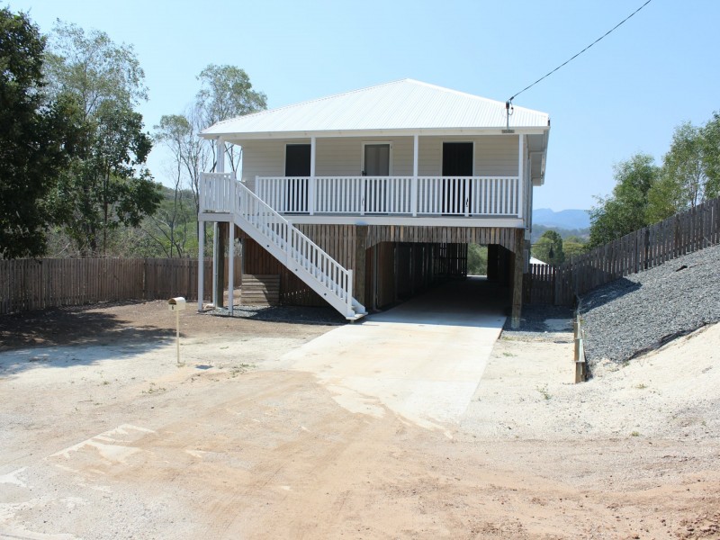 6 Shand Street, Mount Perry QLD 4671