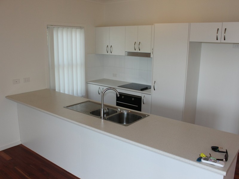 6 Shand Street, Mount Perry QLD 4671