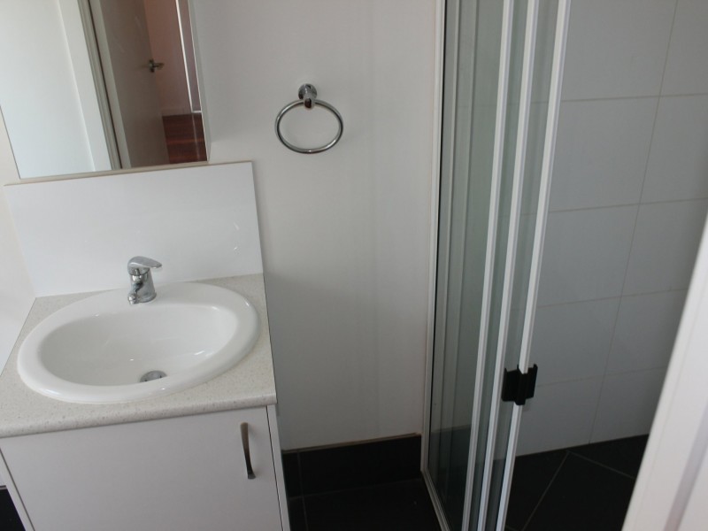 6 Shand Street, Mount Perry QLD 4671