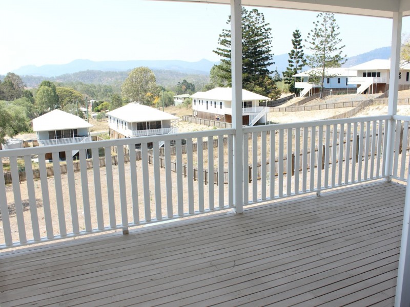 6 Shand Street, Mount Perry QLD 4671