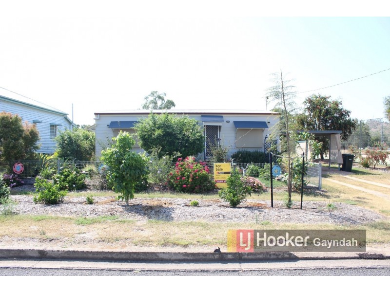 23 Barrow Street, Gayndah QLD 4625