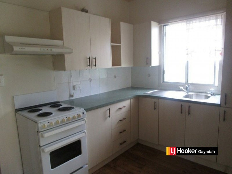 12 Boorunbeh St, Gayndah QLD 4625