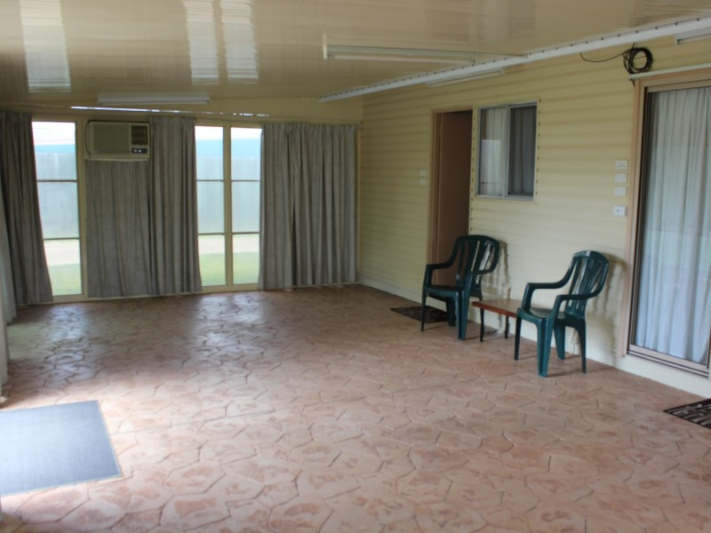 54 Bridge Street, Gayndah QLD 4625