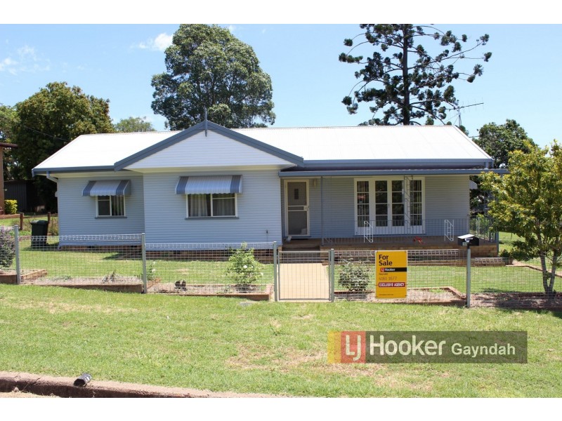 38 Pineapple Street, Gayndah QLD 4625
