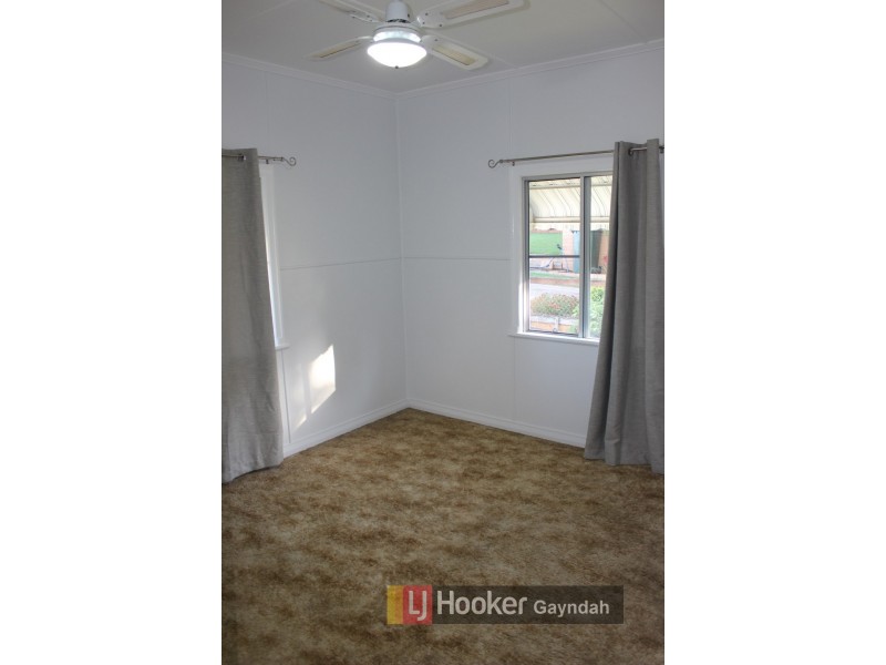 38 Pineapple Street, Gayndah QLD 4625