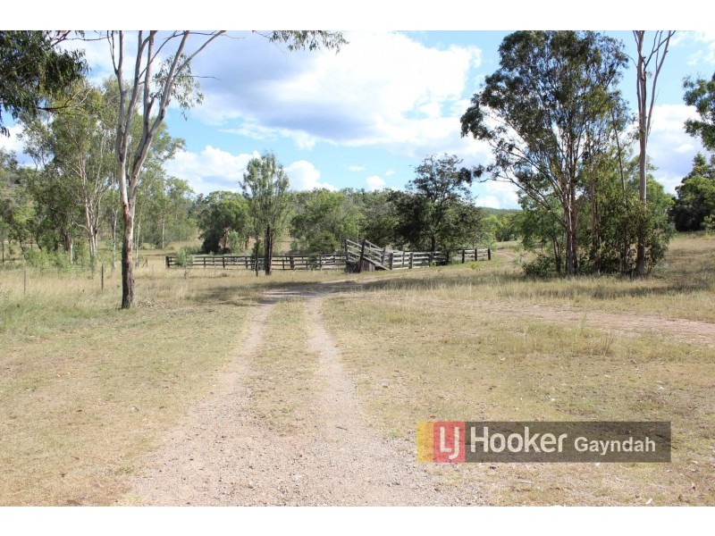 11335 Isis Highway, Coalstoun Lakes QLD 4621