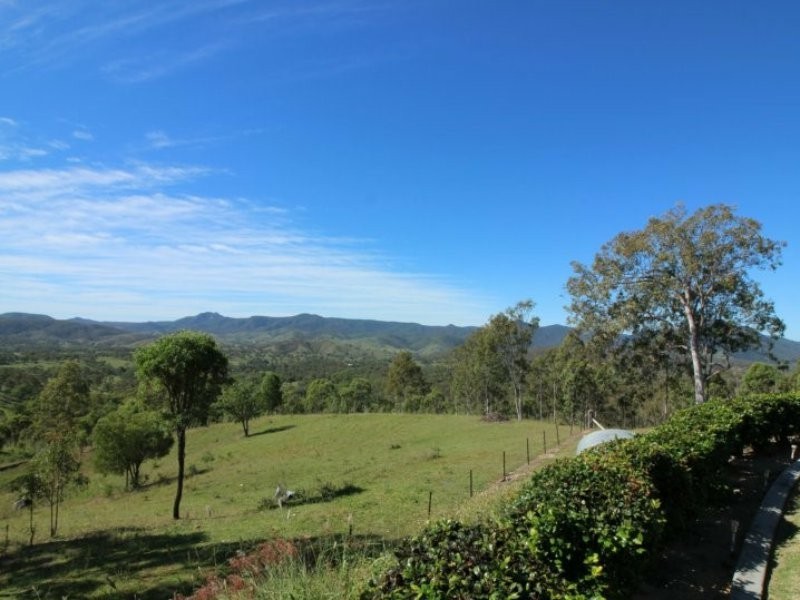 18 Log Hole Lane, Mount Perry QLD 4671
