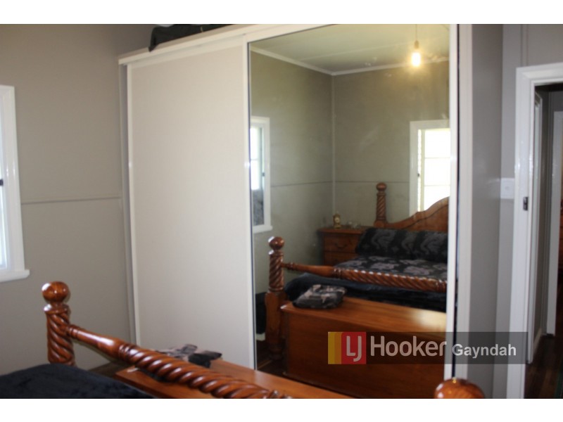 3 Russell Street, Mount Perry QLD 4671