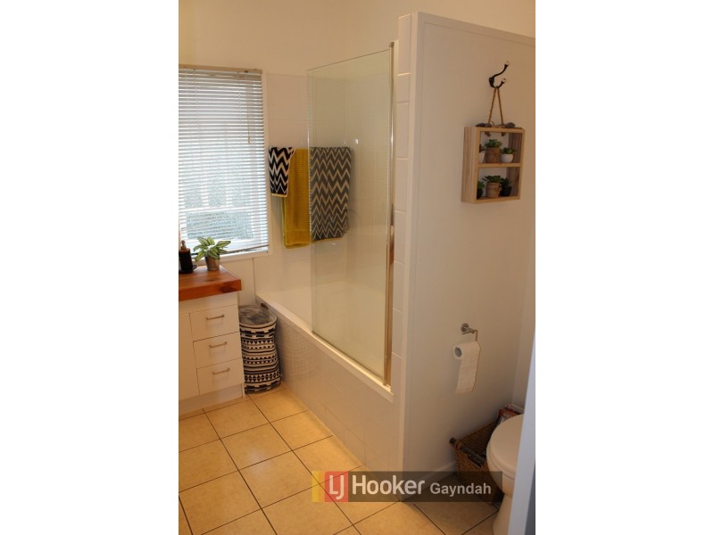 4 Meyer Street, Gayndah QLD 4625