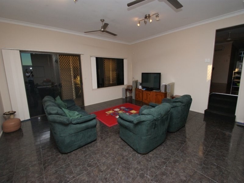 23 Hilltop Parade, Avoca QLD 4670