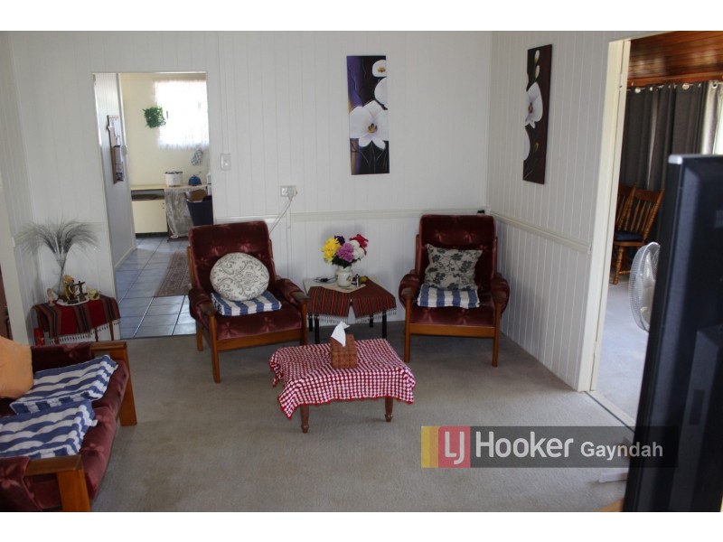 10 Carey Street, Gayndah QLD 4625