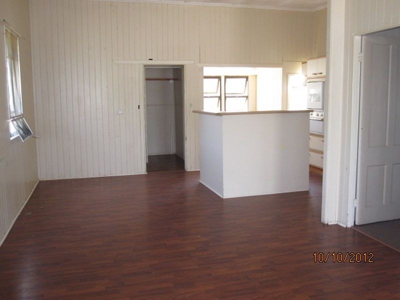 36 Warton Street, Gayndah QLD 4625