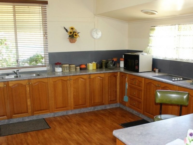 19 Frederick Street, Biggenden QLD 4621