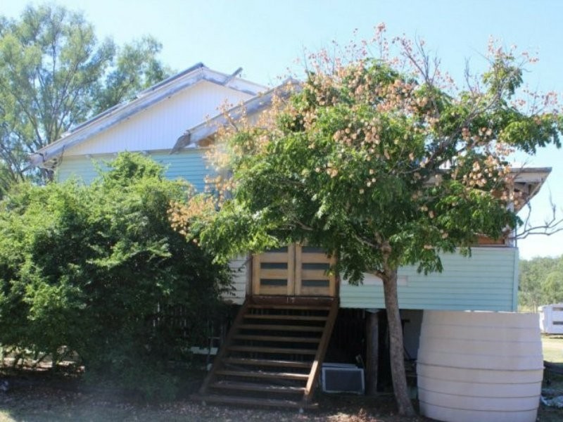 93 Moreton Street, Eidsvold QLD 4627