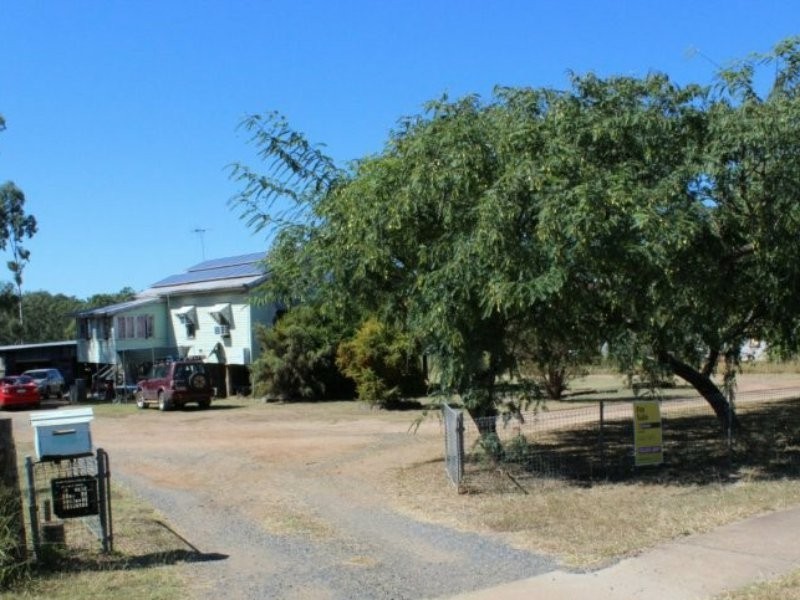 93 Moreton Street, Eidsvold QLD 4627