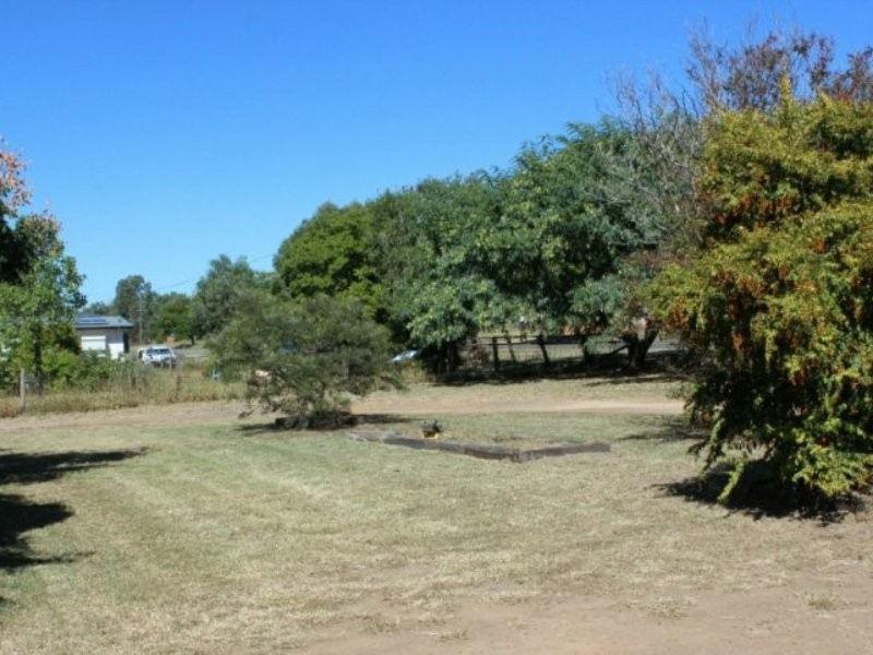 93 Moreton Street, Eidsvold QLD 4627