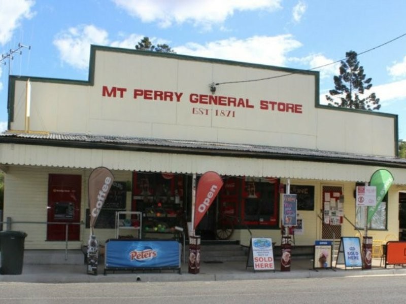 84 Heusman St, Mount Perry QLD 4671