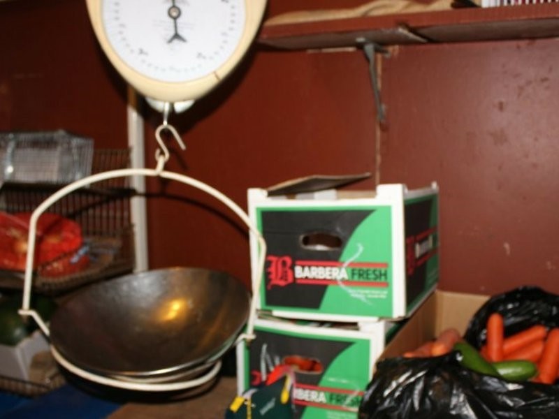 84 Heusman St, Mount Perry QLD 4671