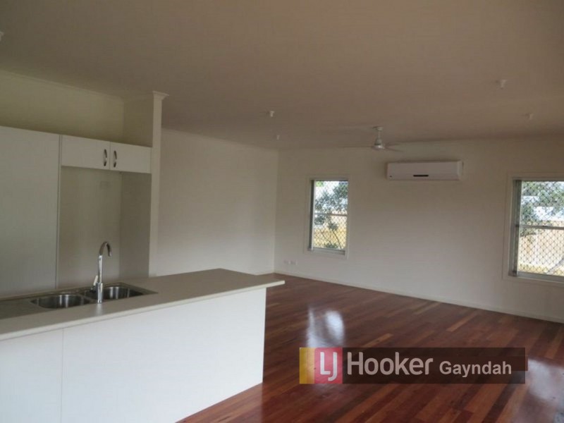 2 Shand Street, Mount Perry QLD 4671