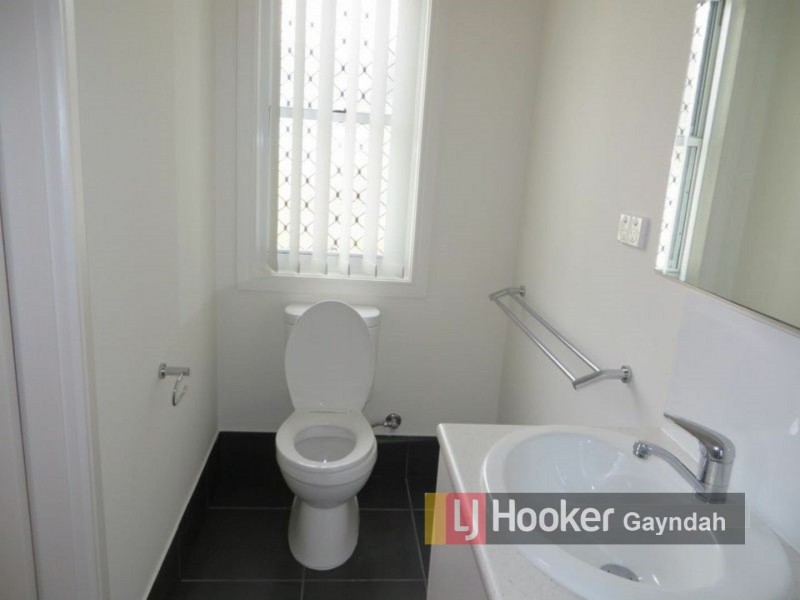 2 Shand Street, Mount Perry QLD 4671