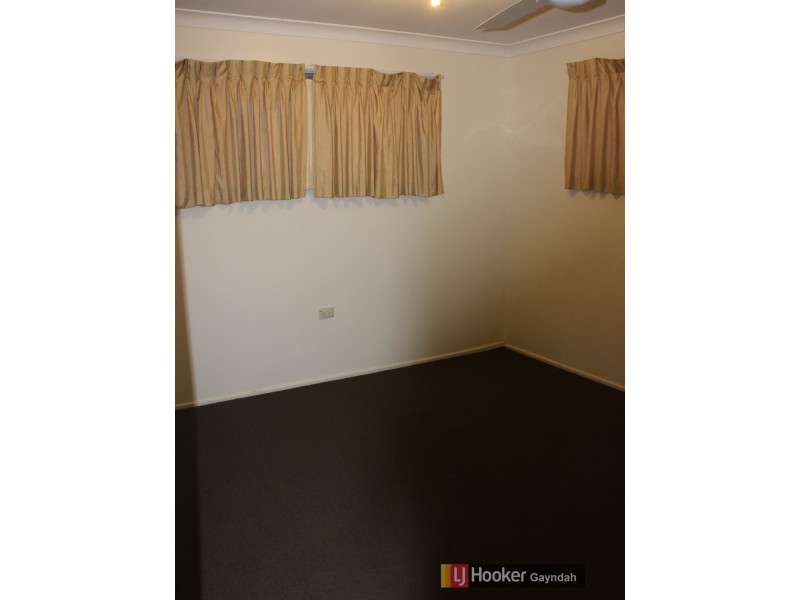 37 Pineapple Street, Gayndah QLD 4625