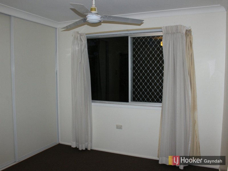 37 Pineapple Street, Gayndah QLD 4625