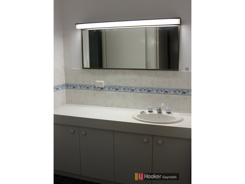 37 Pineapple Street, Gayndah QLD 4625