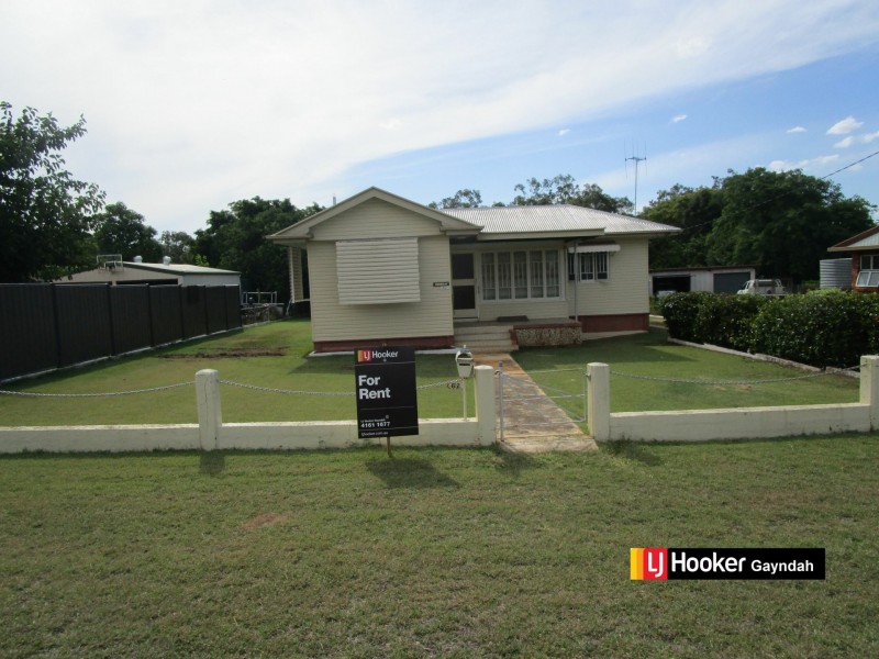 62 Barrow Street, Gayndah QLD 4625