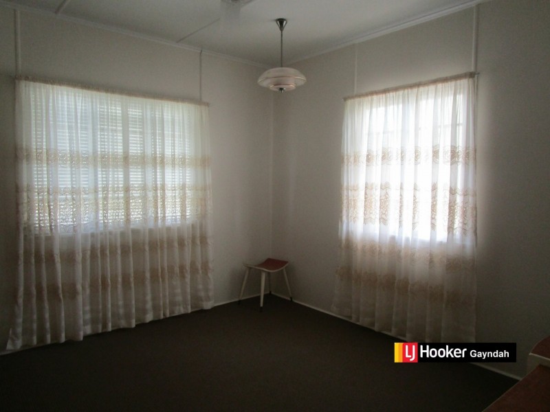 62 Barrow Street, Gayndah QLD 4625