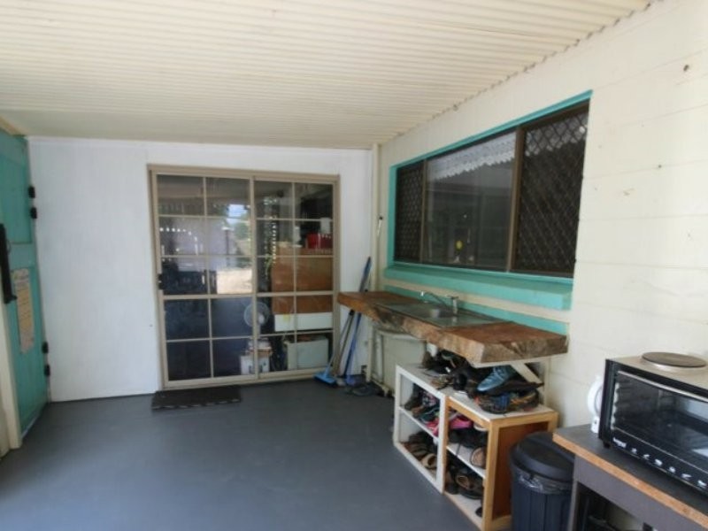 16 Exhibition Street, Degilbo QLD 4621