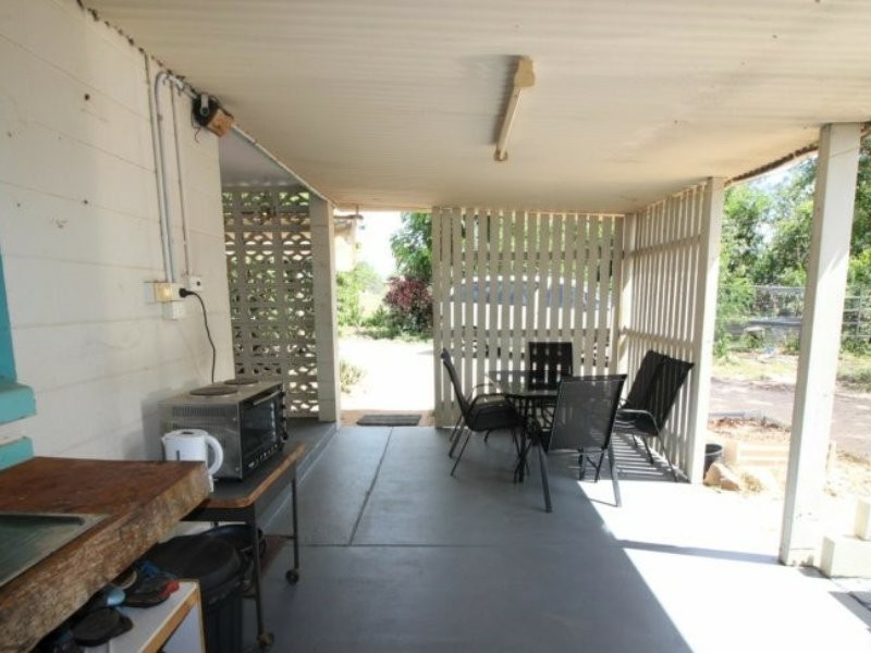 16 Exhibition Street, Degilbo QLD 4621