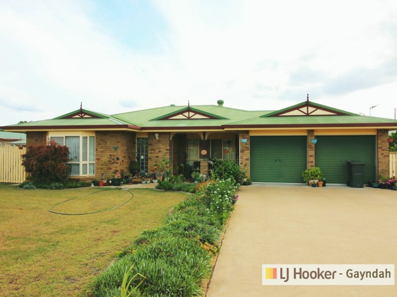 8 Richard Street, Biggenden QLD 4621