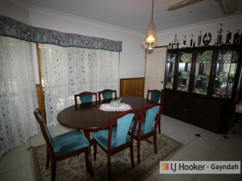 8 Richard Street, Biggenden QLD 4621