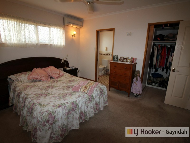 8 Richard Street, Biggenden QLD 4621