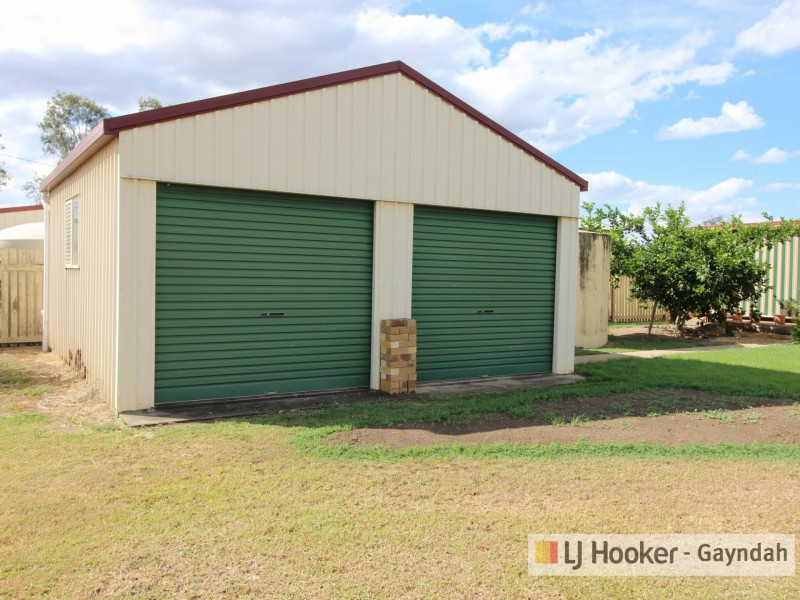 8 Richard Street, Biggenden QLD 4621