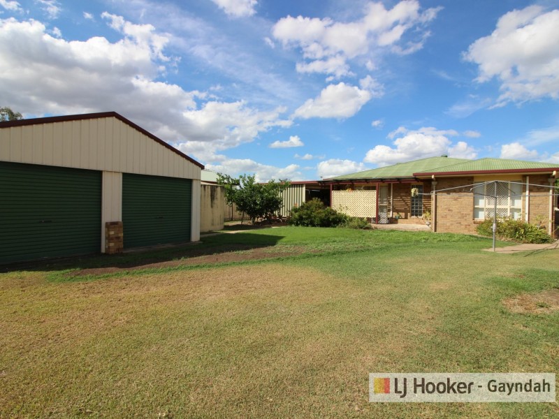 8 Richard Street, Biggenden QLD 4621
