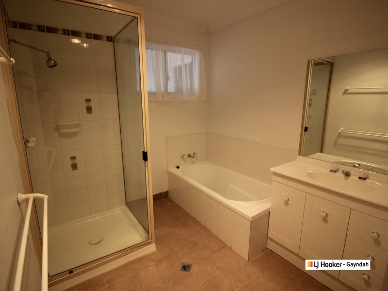 87 Porter Street, Gayndah QLD 4625