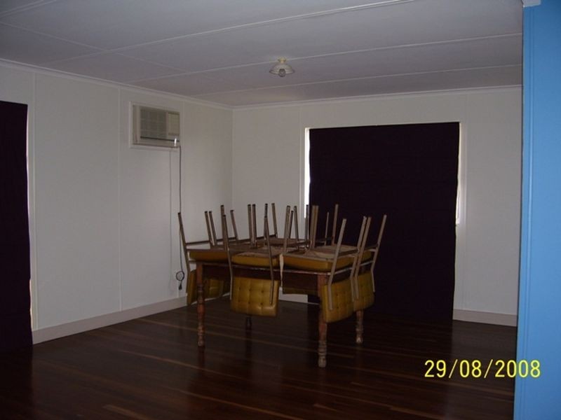 42 Meyer Street, Gayndah QLD 4625