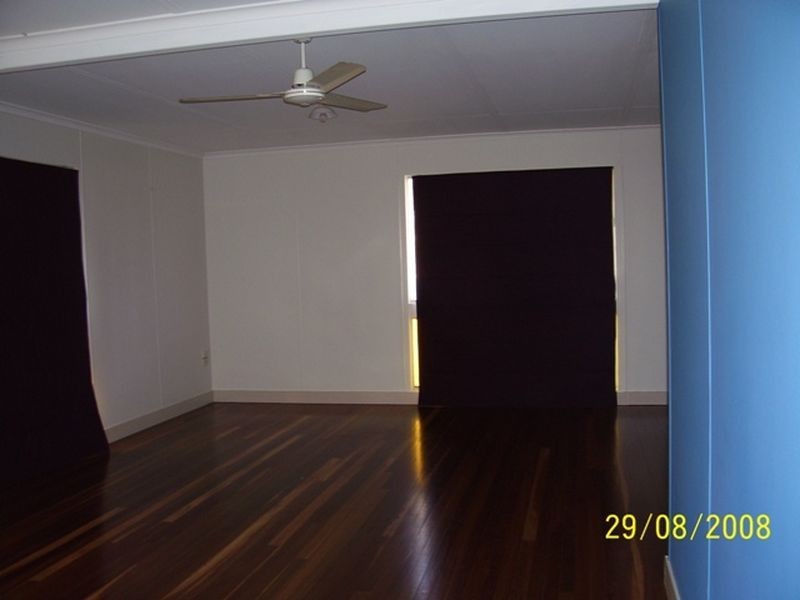 42 Meyer Street, Gayndah QLD 4625