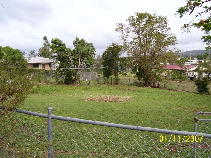 42 Meyer Street, Gayndah QLD 4625