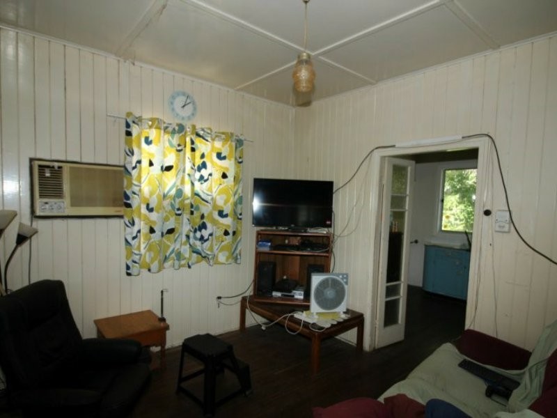 13 Boyd Street, Gayndah QLD 4625