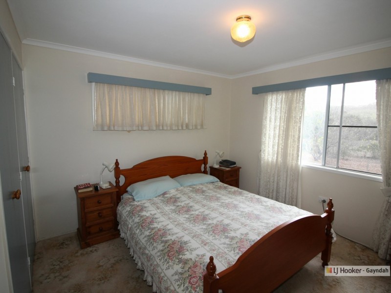 11341 Isis Highway, Coalstoun Lakes QLD 4621