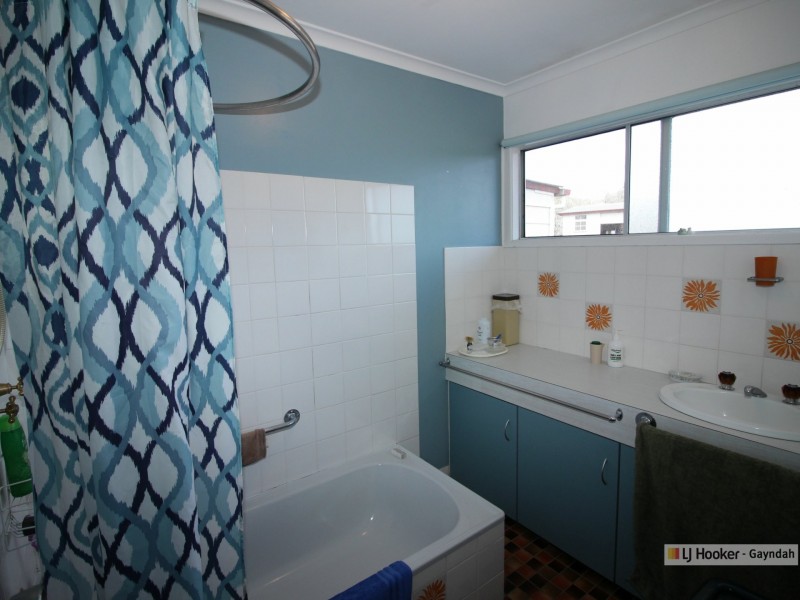 11341 Isis Highway, Coalstoun Lakes QLD 4621