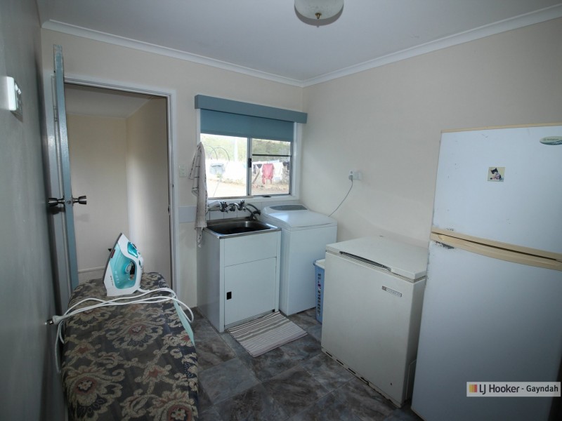 11341 Isis Highway, Coalstoun Lakes QLD 4621