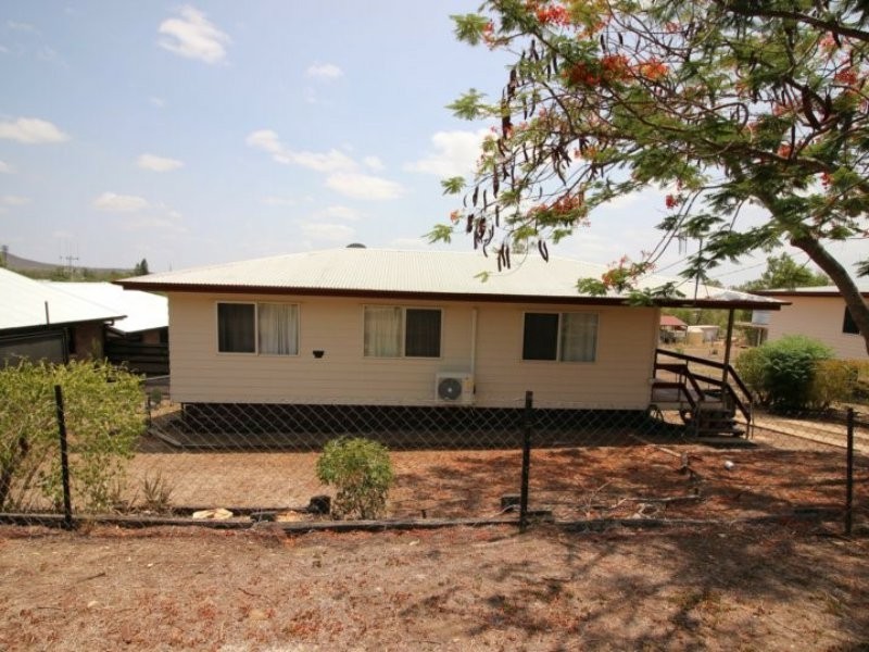 43 Porter Street, Gayndah QLD 4625