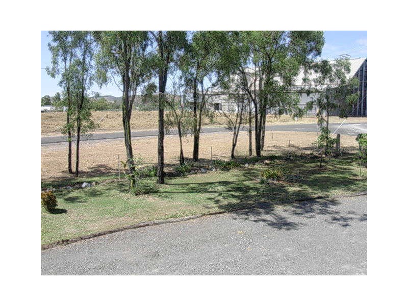 33 Juliet Street, Gayndah QLD 4625
