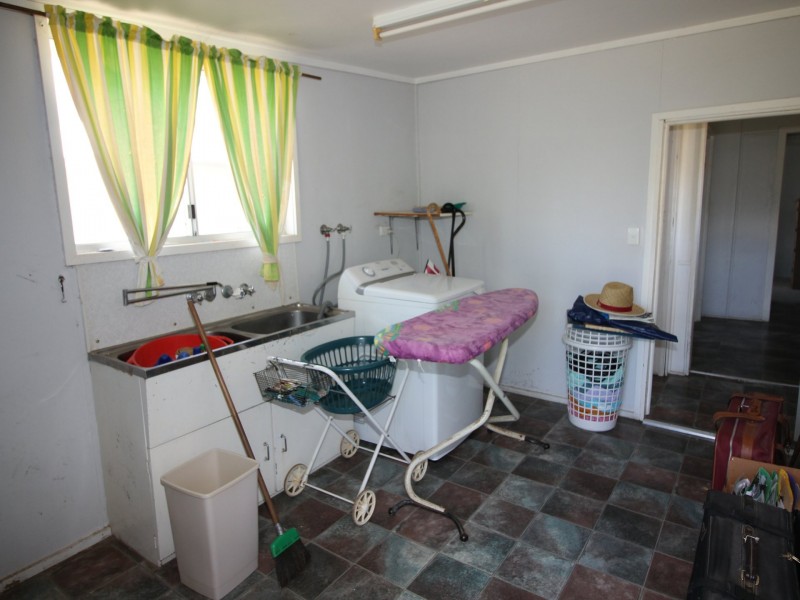 79 Meson Street, Gayndah QLD 4625