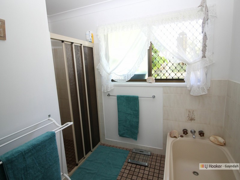 4 Sam Weller Avenue, Gayndah QLD 4625