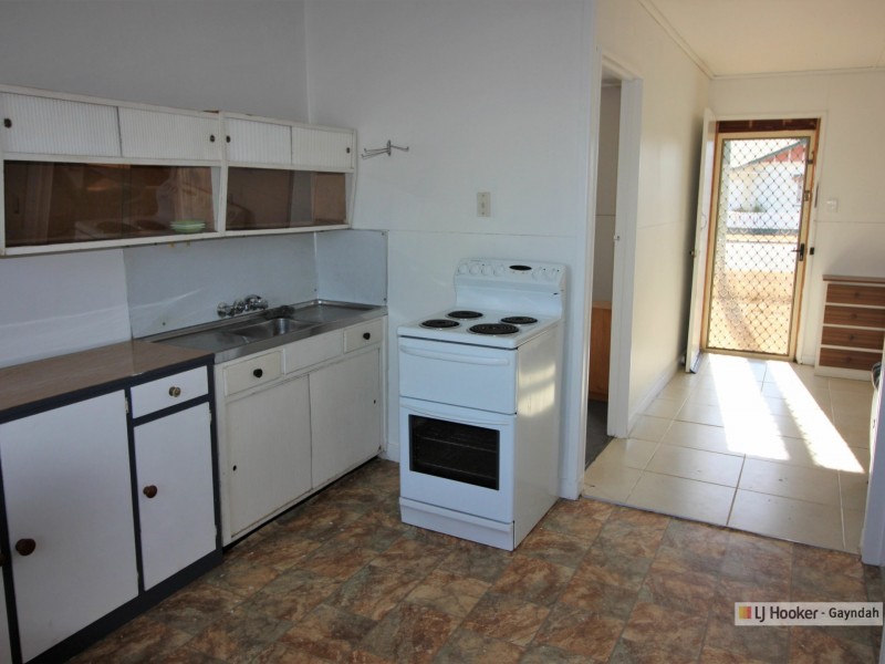 1A Walker, Gayndah QLD 4625
