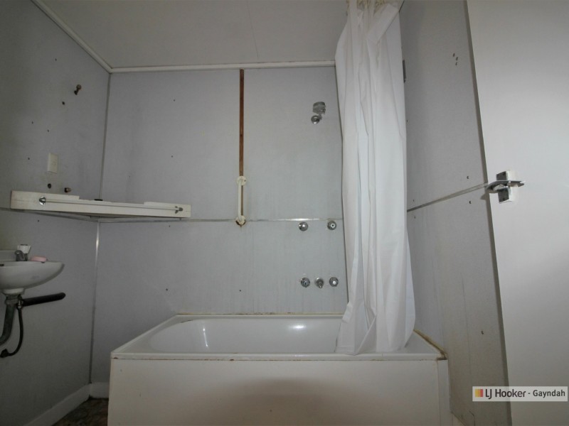 1A Walker, Gayndah QLD 4625